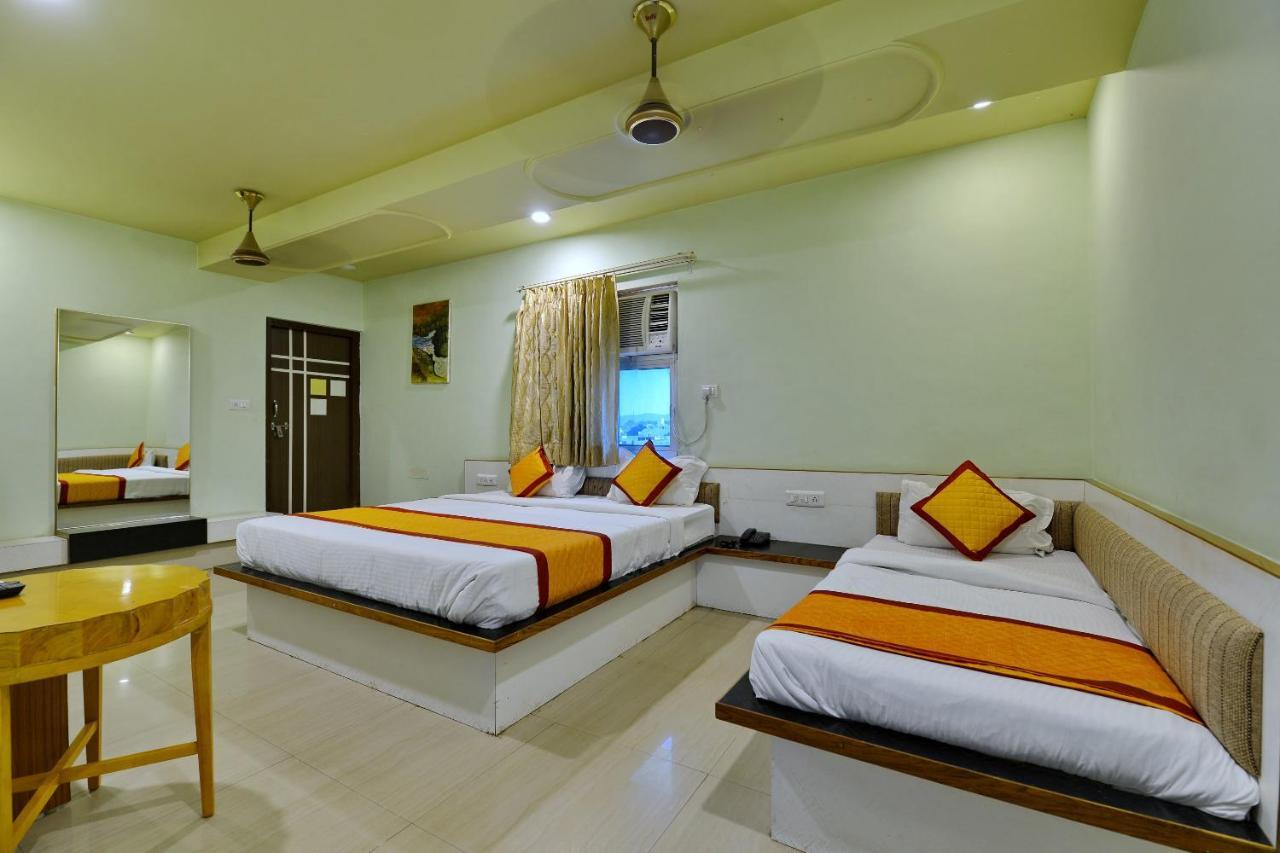 Oyo 2061 Hotel New Holiday Inn Ajmer Dış mekan fotoğraf